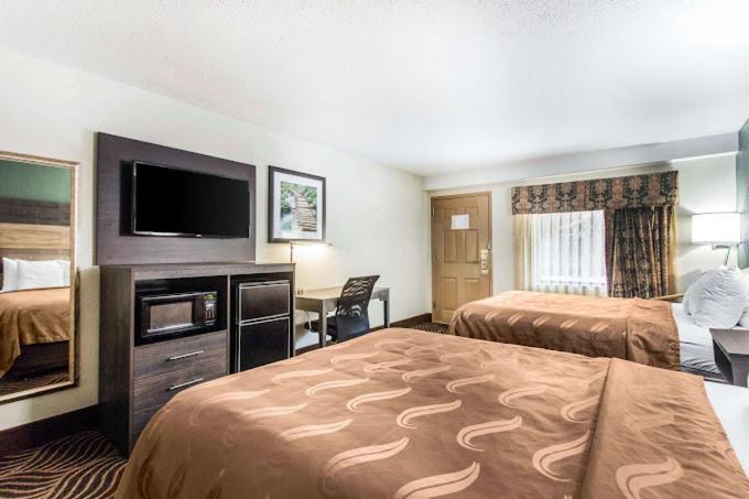 Quality Inn Black Mountain Luaran gambar